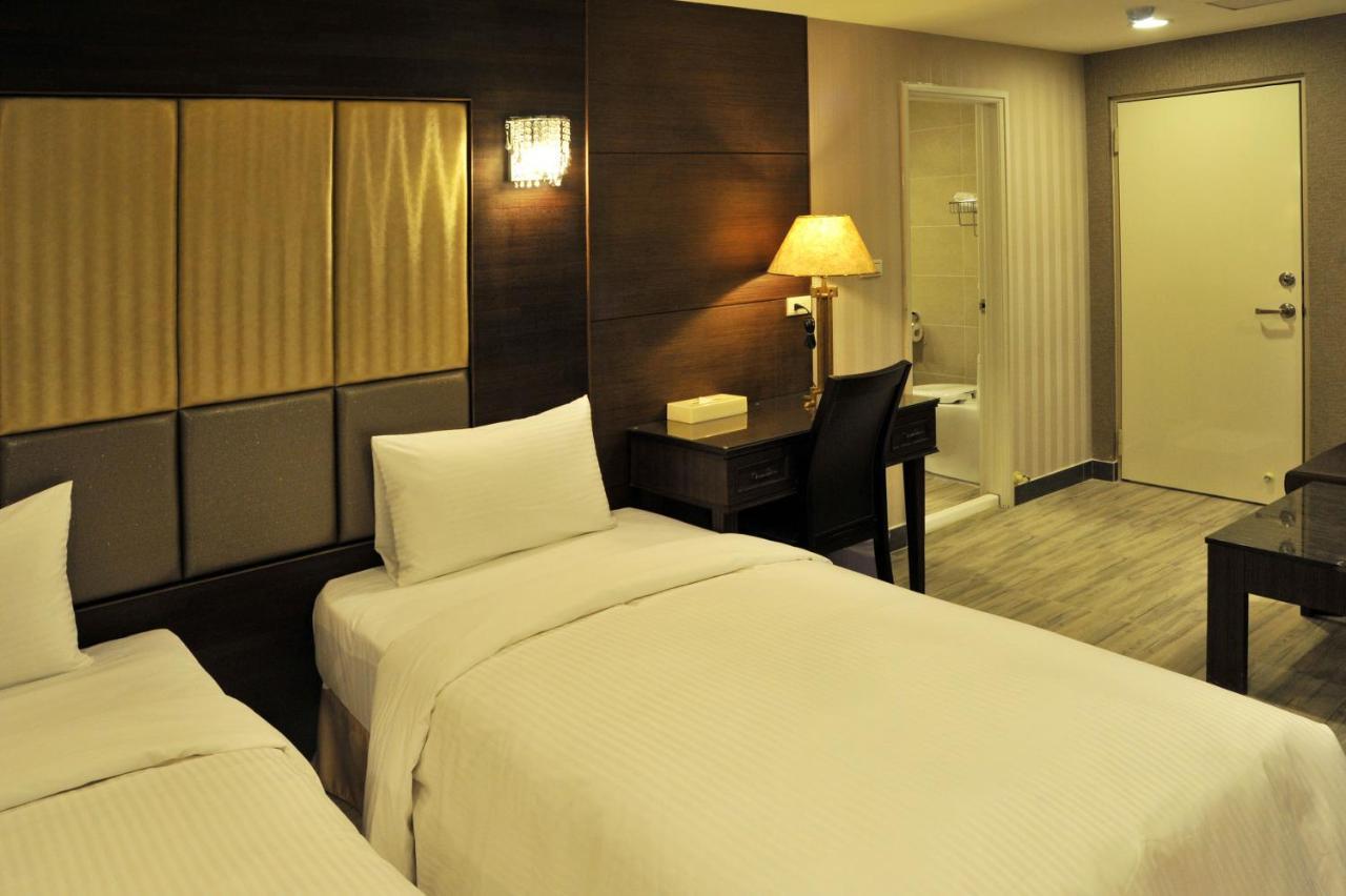 Maple Hotel Second Branch Ταϊνάν Εξωτερικό φωτογραφία